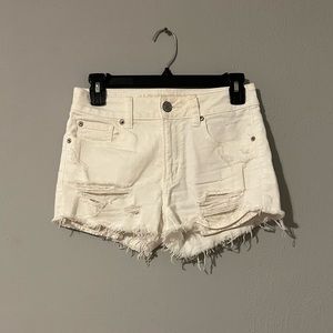 American Eagle White High Rise Jean Shorts w Detailed Pockets - Sz 0